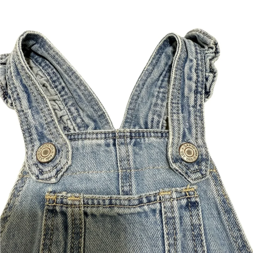 GAP Baby Denim Short Overalls girls Shortalls Infant Toddler 12-18 months